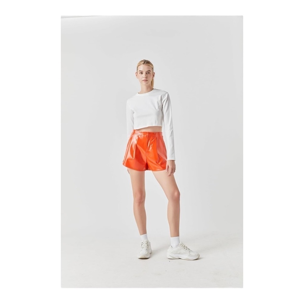Grey Lab High-Waisted Faux Leather Shorts NWT - Picture 3 of 9